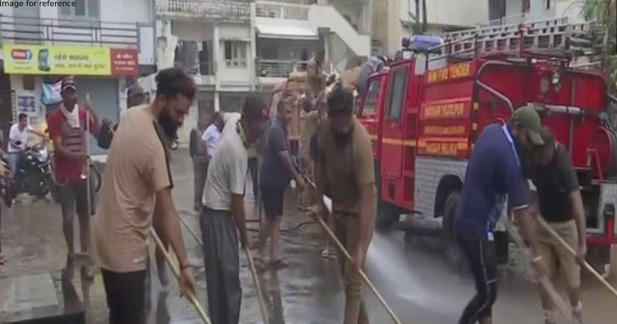 Cleaning works begin in flood-affected Surat as water recedes
